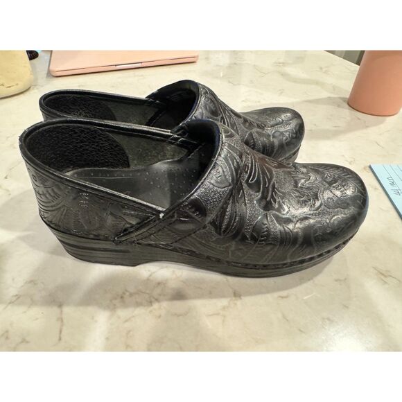 Dansko Black Leather Professional Clogs Size 39 (US 9) – Comfort Work Shoes - Picture 5 of 6